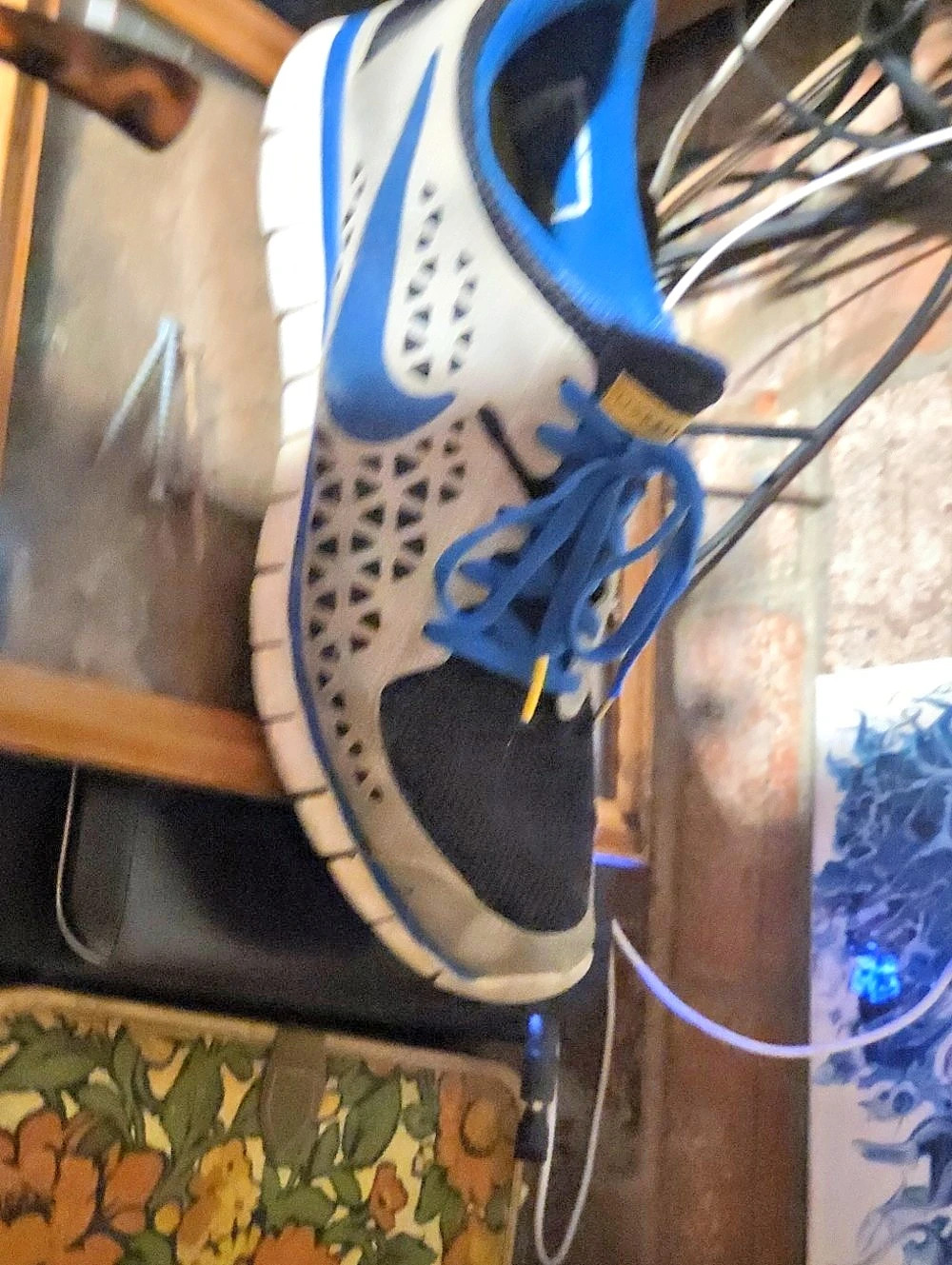 Nike Free Run Trail "Dark Russet / Blue Nebula" Blue & White Athletic Shoes
